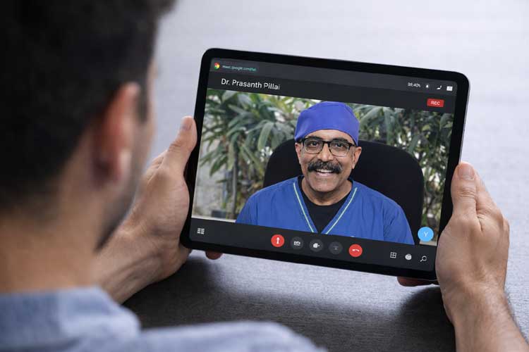 Smile Dental Chat Home Illustration